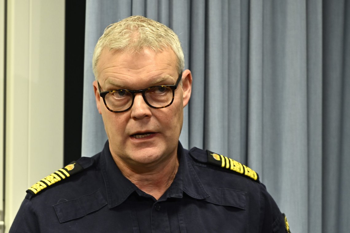 ÖREBRO, SVERIGE 20250206
Lars Wirén polisområdeschef i Örebro vid pressträff hos polisen med representanter från Polismyndigheten, Åklagarmyndigheten samt Örebro kommun, med anledning av skolskjutningen på Campus Risbergska.
Foto: Anders Wiklund / TT / Kod 10040 ÖREBRO, SVERIGE 20250206
Lars Wirén polisområdeschef i Örebro vid pressträff hos polisen med representanter från Polismyndigheten, Åklagarmyndigheten samt Örebro kommun, med anledning av skolskjutningen på Campus Risbergska.
Foto: Anders Wiklund / TT / Kod 10040