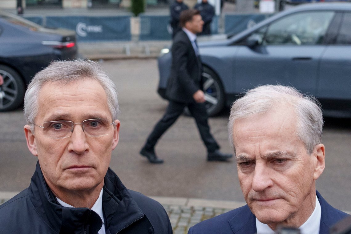 München, Tyskland 20250214.
Statsminister Jonas Gahr Støre (Ap) og finansminister Jens Stoltenberg (t.v) deltar på den årlige sikkerhetskonferansen i München.
Foto: Javad Parsa / NTB München, Tyskland 20250214.
Statsminister Jonas Gahr Støre (Ap) og finansminister Jens Stoltenberg (t.v) deltar på den årlige sikkerhetskonferansen i München.
Foto: Javad Parsa / NTB