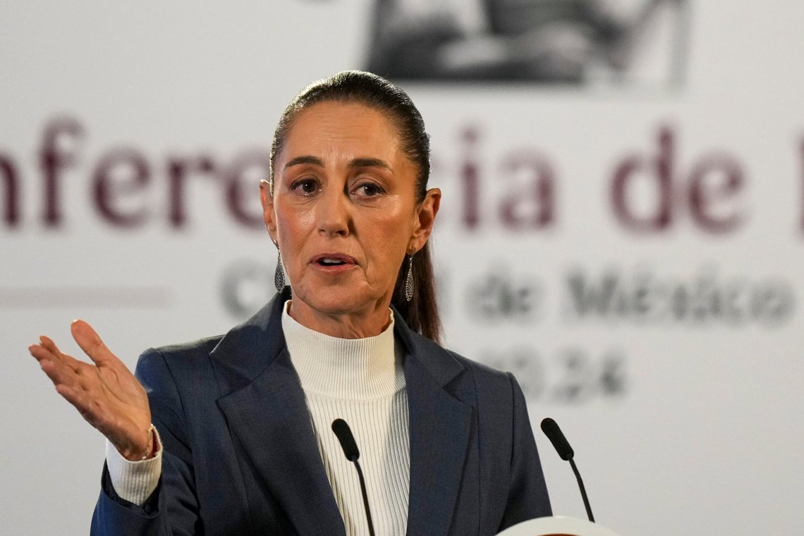 Mexicos president Claudia Sheinbaum sender 10-000 soldater til grensa mot USA for å forhindre illegale migranter og narkotika fra å ende opp i USA.. Foto: AP / NTB Mexicos president Claudia Sheinbaum sender 10-000 soldater til grensa mot USA for å forhindre illegale migranter og narkotika fra å ende opp i USA.. Foto: AP / NTB