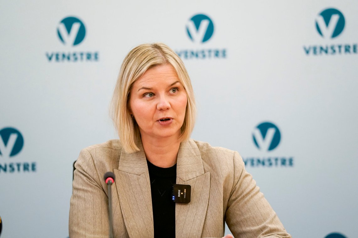 – Jeg har ikke ord. Det er uansvarlig og farlig å avlyse Nato-medlemskap for Ukraina. sier Venstre-lederen. Foto: Thomas Fure / NTB – Jeg har ikke ord. Det er uansvarlig og farlig å avlyse Nato-medlemskap for Ukraina. sier Venstre-lederen. Foto: Thomas Fure / NTB