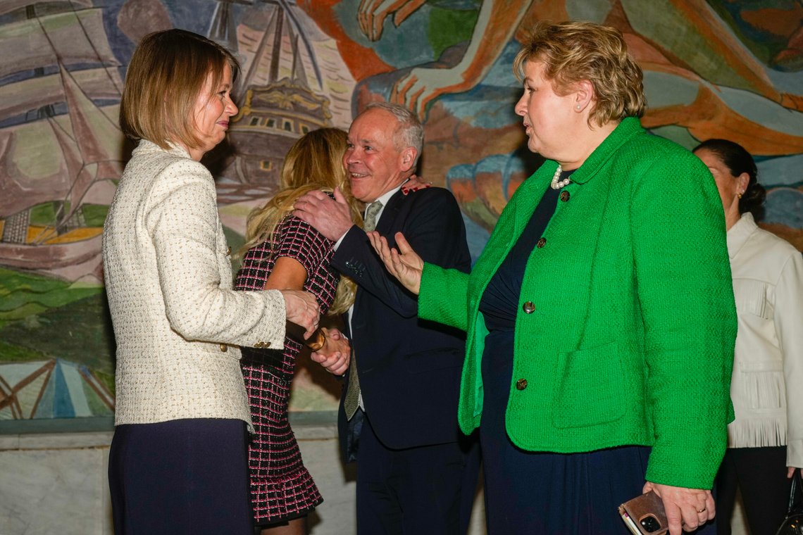 Oslo 20250213.
Sentralbanksjef Ida Wolden Bache og leder i Høyre Erna Solberg i Oslo rådhus for middag etter sentralbanksjef Ida Wolden Bache sin årstale.
Foto: Terje Bendiksby / NTB Oslo 20250213.
Sentralbanksjef Ida Wolden Bache og leder i Høyre Erna Solberg i Oslo rådhus for middag etter sentralbanksjef Ida Wolden Bache sin årstale.
Foto: Terje Bendiksby / NTB