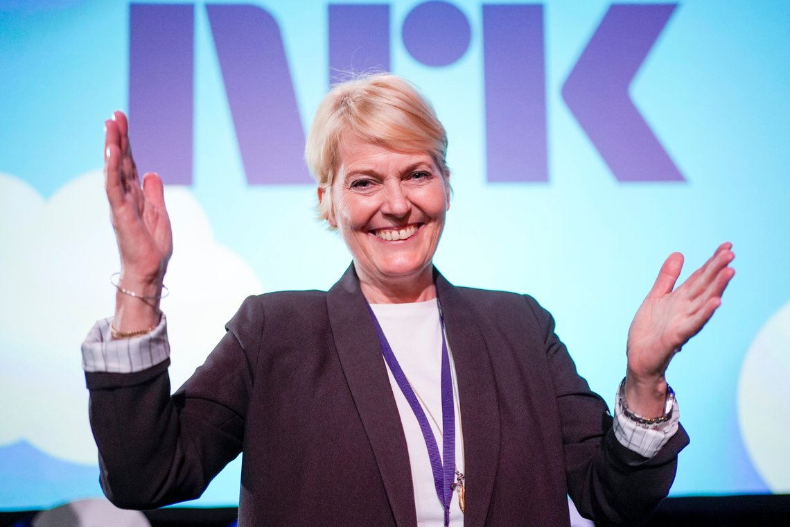 Kringkastingssjef i NRK fra 29. april 2022 er Vibeke Fürst Haugen. Hun er den første kvinnelige kringkastingssjefen i NRKs historie. Med henne bak roret så har det bare gått nedover. Foto: Terje Pedersen / NTB Kringkastingssjef i NRK fra 29. april 2022 er Vibeke Fürst Haugen. Hun er den første kvinnelige kringkastingssjefen i NRKs historie. Med henne bak roret så har det bare gått nedover. Foto: Terje Pedersen / NTB