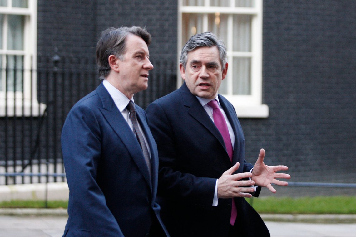 Lord Mandelson var næringslivminister for Labour-regjeringen under Gordon Brown. Nå er han britenes ambassadør i USA. Foto: AP /Sang Tan/ NTB Lord Mandelson var næringslivminister for Labour-regjeringen under Gordon Brown. Nå er han britenes ambassadør i USA. Foto: AP /Sang Tan/ NTB