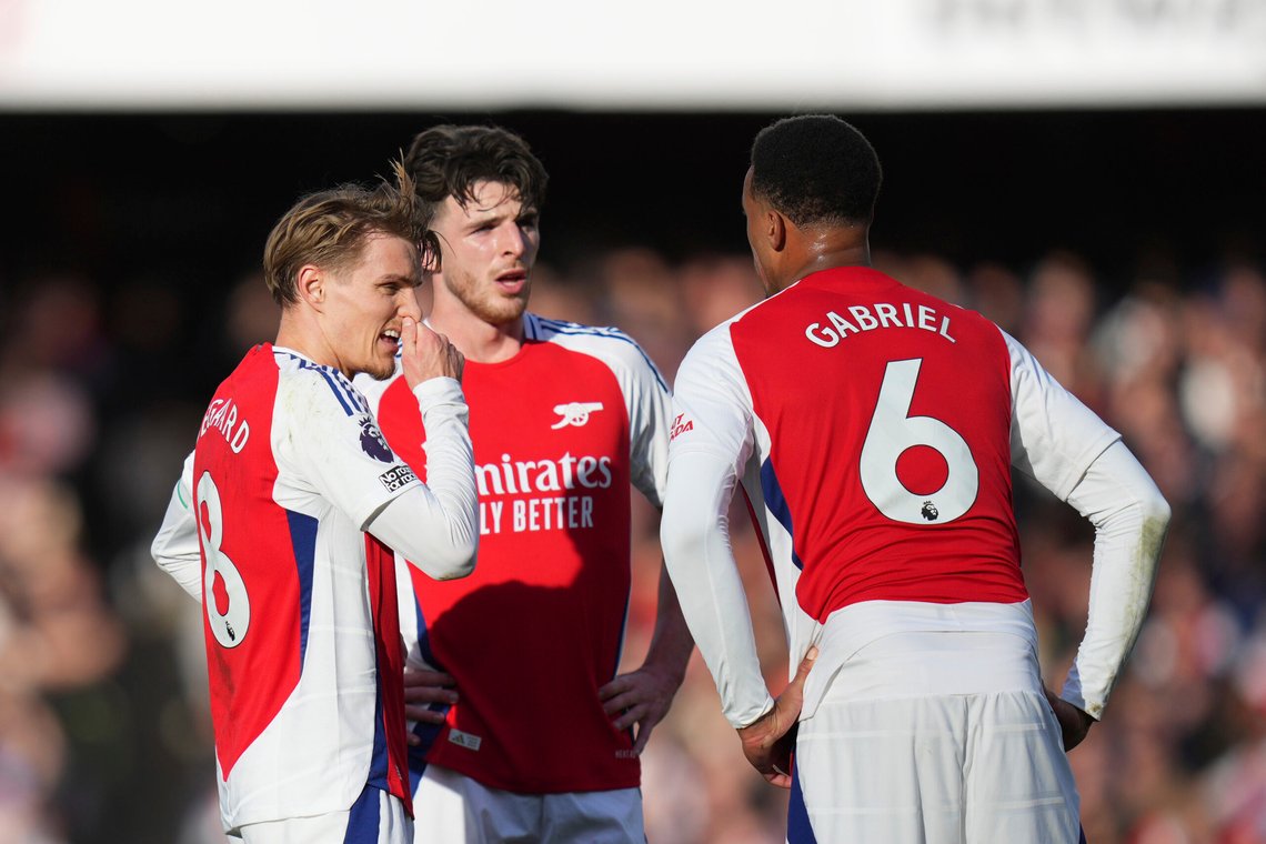 Martin Ødegaard og Arsenal fikk det ikke til å stemme mot West Ham. Trolig tapte Arsenal kampen om gullet i Premier League i dag. Foto: Kirsty Wigglesworth / AP / NTB Martin Ødegaard og Arsenal fikk det ikke til å stemme mot West Ham. Trolig tapte Arsenal kampen om gullet i Premier League i dag. Foto: Kirsty Wigglesworth / AP / NTB