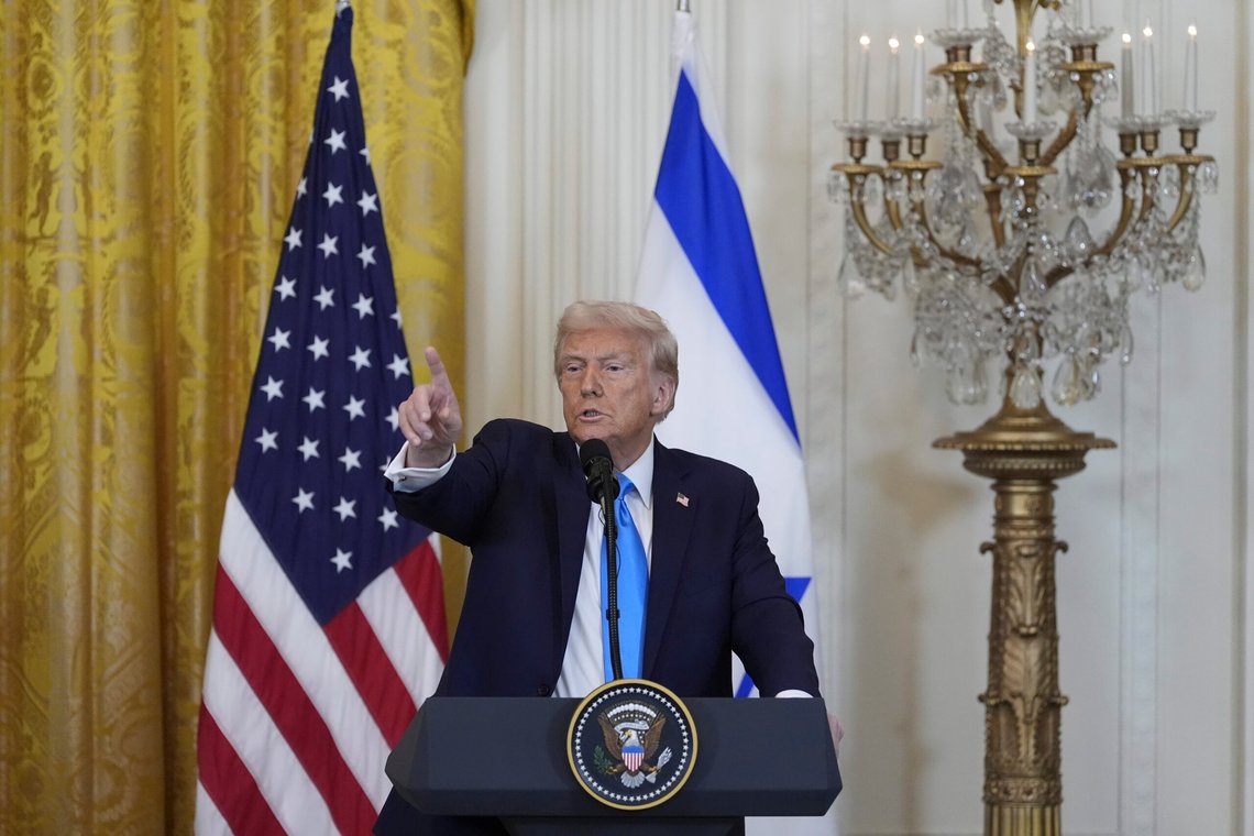 USAs president Donald Trump har så langt lykkes med innføring av toll, og de amerikanske markede er tilbake i balanse. Nå står EU og Japan trolig for tur.Foto: Alex Brandon / AP / NTB USAs president Donald Trump har så langt lykkes med innføring av toll, og de amerikanske markede er tilbake i balanse. Nå står EU og Japan trolig for tur.Foto: Alex Brandon / AP / NTB