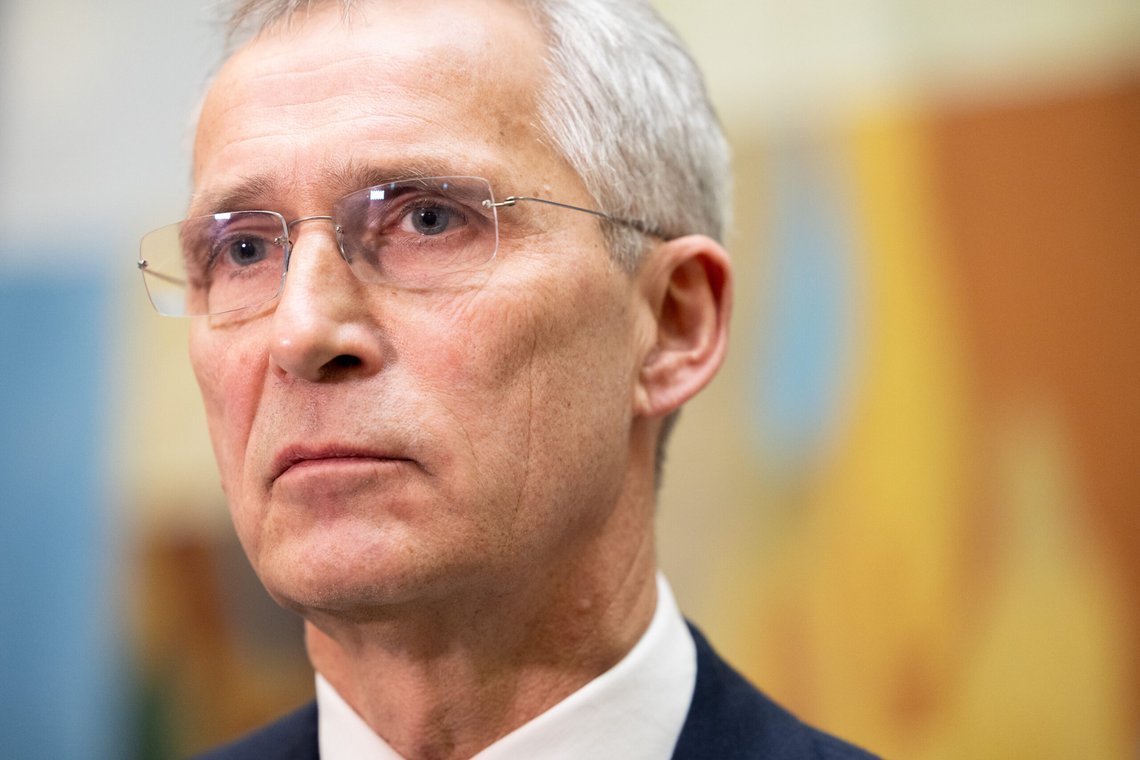 Oslo 20250306.
Finansminister Jens Stoltenberg (Ap) under pressekonferanse sammen med de parlamentariske lederne på Stortinget etter samtalene om økonomisk støtte til Ukraina.
Foto: Amanda Pedersen Giske / NTB Oslo 20250306.
Finansminister Jens Stoltenberg (Ap) under pressekonferanse sammen med de parlamentariske lederne på Stortinget etter samtalene om økonomisk støtte til Ukraina.
Foto: Amanda Pedersen Giske / NTB