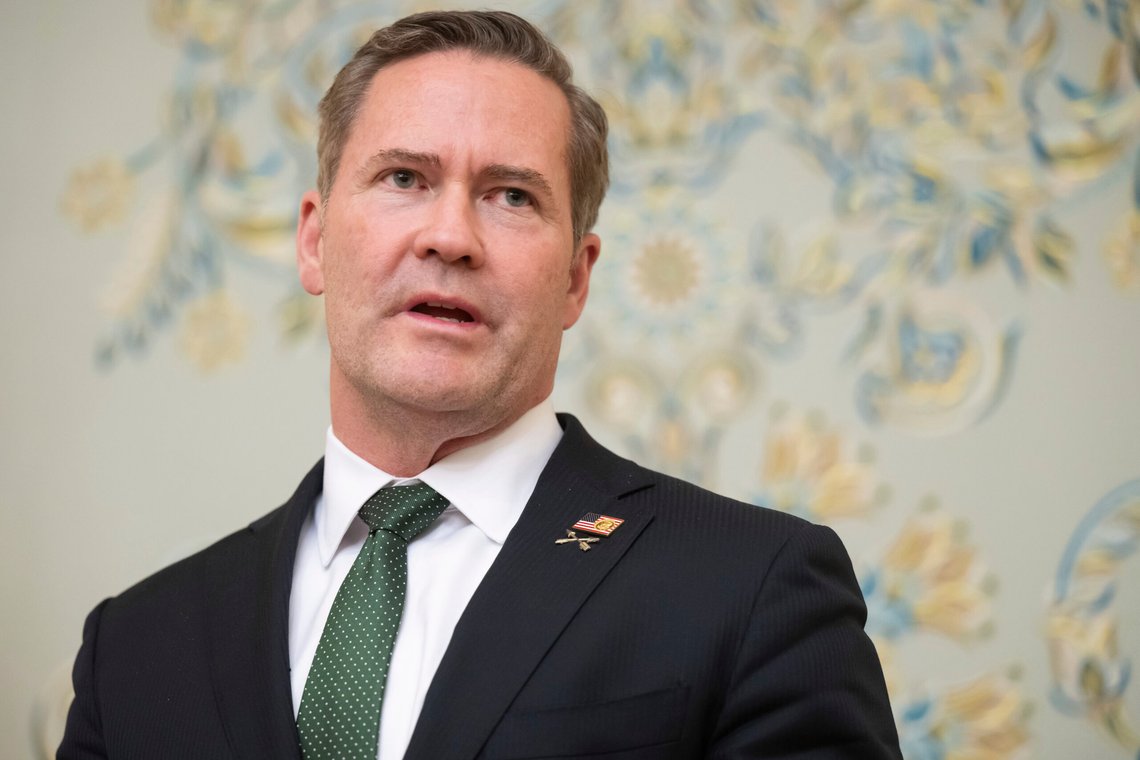 Nasjonal sikkerhetsrådgiver i USA, Mike Waltz, er en av dem som har deltatt i forhandlingene. Foto: Saul Loeb/Pool via AP/NTB Nasjonal sikkerhetsrådgiver i USA, Mike Waltz, er en av dem som har deltatt i forhandlingene. Foto: Saul Loeb/Pool via AP/NTB