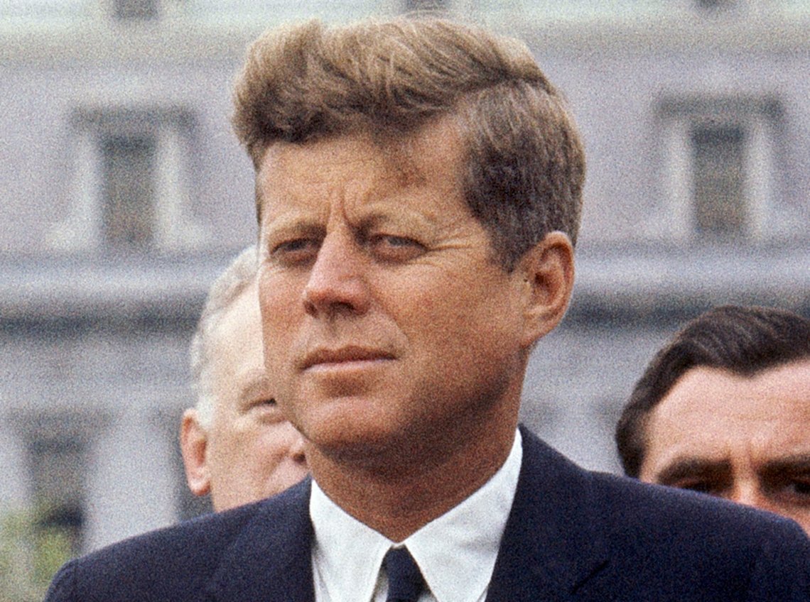 Tirsdag amerikansk tid vil alle gjenværende dokumenter knyttet til attentatet på John F. Kennedy bli avgradert og offentliggjort. Foto: AP/William J. Smith/NTB Tirsdag amerikansk tid vil alle gjenværende dokumenter knyttet til attentatet på John F. Kennedy bli avgradert og offentliggjort. Foto: AP/William J. Smith/NTB