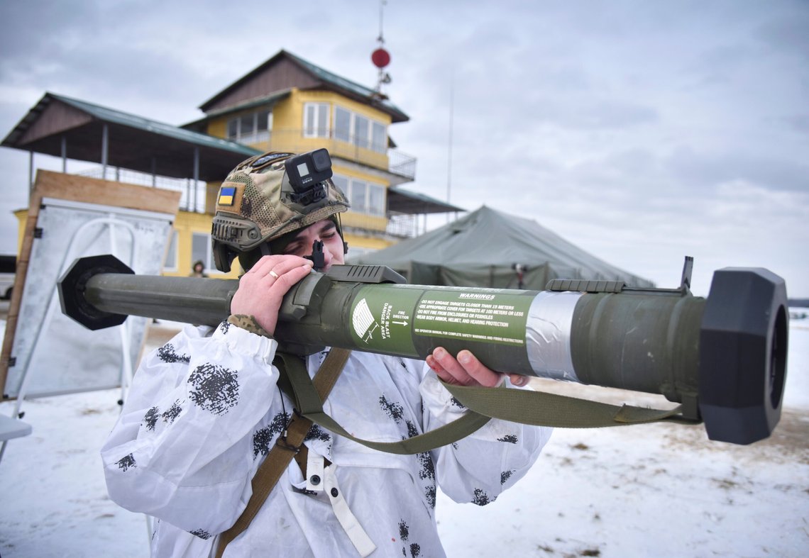 A Ukrainian soldier trains for the use of US M141 Bunker Defeat Munition (SMAW-D) missiles at the Yavoriv military training ground, close to Lviv, western Ukraine, Friday, Feb. 4, 2022. The U.S. accused the Kremlin on Thursday of an elaborate plot to fabricate an attack by Ukrainian forces that Russia could use as a pretext to take military action against its neighbor. (AP Photo/Pavlo Palamarchuk) A Ukrainian soldier trains for the use of US M141 Bunker Defeat Munition (SMAW-D) missiles at the Yavoriv military training ground, close to Lviv, western Ukraine, Friday, Feb. 4, 2022. The U.S. accused the Kremlin on Thursday of an elaborate plot to fabricate an attack by Ukrainian forces that Russia could use as a pretext to take military action against its neighbor. (AP Photo/Pavlo Palamarchuk)