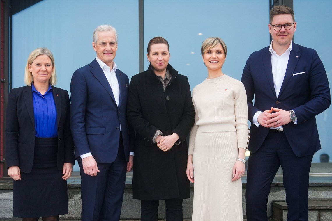 Oslo 20250225.
Magdalena Andersson (Sverige)(f.v.), statsminister Jonas Gahr Støre, Danmarks Statsminister Mette Fredriksen, Islands Statsminister Kristrún Mjöll Frostadóttir og Antti Lindtmann (Finland) under kongressen for Arbeiderbevegelsens nordiske samarbeidskomite (Samak) i Oslo.
Foto: Cornelius Poppe / NTB Oslo 20250225.
Magdalena Andersson (Sverige)(f.v.), statsminister Jonas Gahr Støre, Danmarks Statsminister Mette Fredriksen, Islands Statsminister Kristrún Mjöll Frostadóttir og Antti Lindtmann (Finland) under kongressen for Arbeiderbevegelsens nordiske samarbeidskomite (Samak) i Oslo.
Foto: Cornelius Poppe / NTB