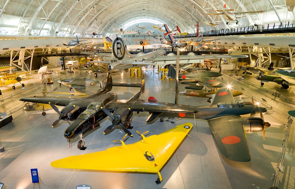 En ren drøm å besøke Smithsonian-museet for en ung gutt som drømte om å bli jagerflyger. Men så ble dette erklært som hvite privilegier. Foto: Smithsonian En ren drøm å besøke Smithsonian-museet for en ung gutt som drømte om å bli jagerflyger. Men så ble dette erklært som hvite privilegier. Foto: Smithsonian