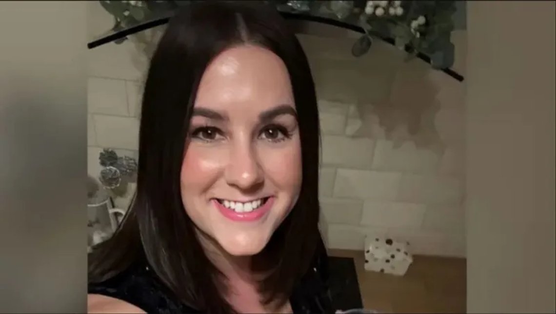 Lucy Connolly sitter 31 måneder i fengsel fordi hun skrev noe dumt på sosiale medier etter Southport-drapene. Foto: X Lucy Connolly sitter 31 måneder i fengsel fordi hun skrev noe dumt på sosiale medier etter Southport-drapene. Foto: X