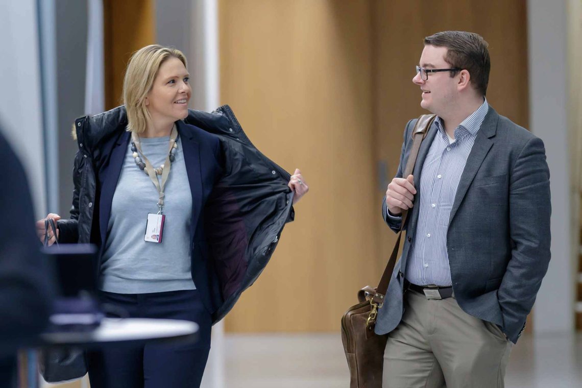Nestleder i Frp, Sylvi Listhaug ankommer, sammen sin daværende rådgiver Espen Teigen, Unio-konferansen 2018 på Sundvolden Hotel. (Arkiv: Cornelius Poppe / NTB) Nestleder i Frp, Sylvi Listhaug ankommer, sammen sin daværende rådgiver Espen Teigen, Unio-konferansen 2018 på Sundvolden Hotel. (Arkiv: Cornelius Poppe / NTB)