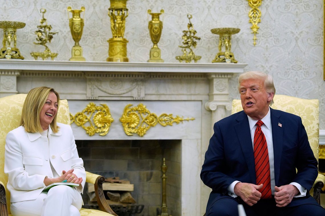 Italias statsminister Giorgia Meloni sammen med president Donald Trump i Det hvite hus torsdag. Foto: Alex Brandon / AP / NTB Italias statsminister Giorgia Meloni sammen med president Donald Trump i Det hvite hus torsdag. Foto: Alex Brandon / AP / NTB