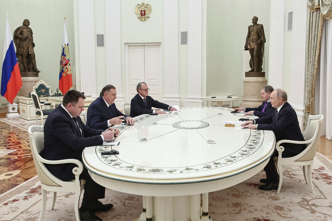 Russian President Vladimir Putin, right, speaks with Bosnian Serb President Milorad Dodik, 2nd left, during their meeting at the Kremlin in Moscow, Russia, Tuesday, April 1, 2025. (Mikhail Tereshchenko, Sputnik, Kremlin Pool Photo via AP) Russian President Vladimir Putin, right, speaks with Bosnian Serb President Milorad Dodik, 2nd left, during their meeting at the Kremlin in Moscow, Russia, Tuesday, April 1, 2025. (Mikhail Tereshchenko, Sputnik, Kremlin Pool Photo via AP)