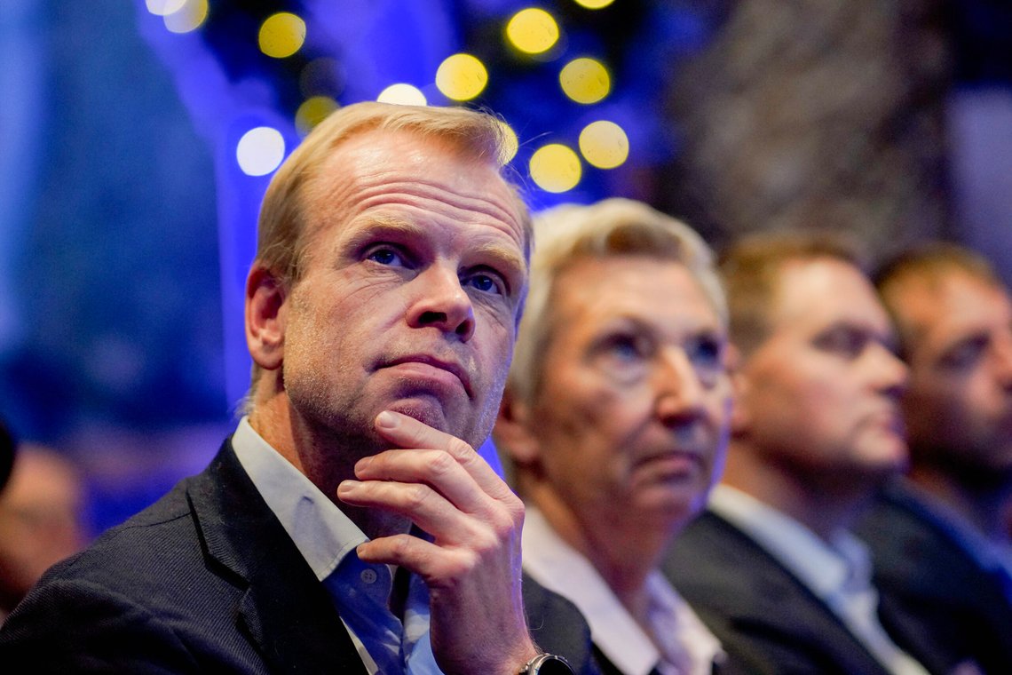 Oslo 20241112.
Svein Tore Holsether og LO-leder Peggy Hessen Følsvik på Yara sitt årlige Høstseminar. Temaet i år er “Bærekraftig industri og landbruk i en urolig verden”.
Foto: Ole Berg-Rusten / NTB Oslo 20241112.
Svein Tore Holsether og LO-leder Peggy Hessen Følsvik på Yara sitt årlige Høstseminar. Temaet i år er “Bærekraftig industri og landbruk i en urolig verden”.
Foto: Ole Berg-Rusten / NTB