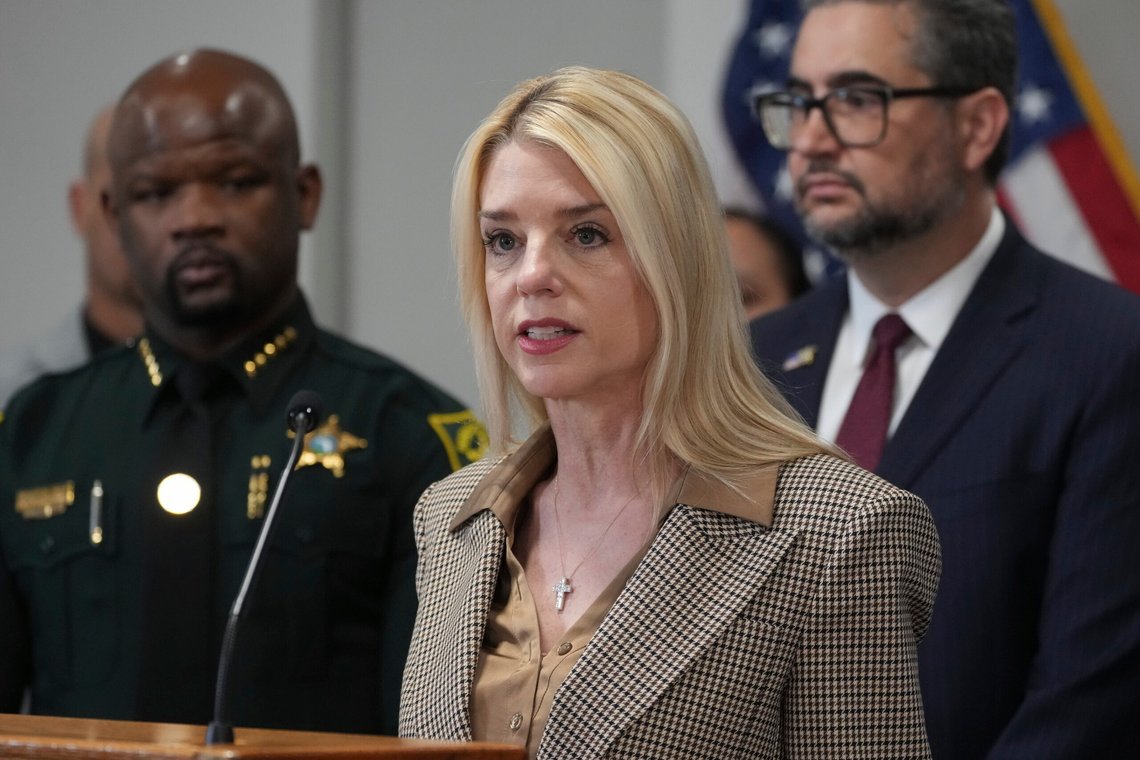 U.S. Attorney General Pam Bondi announces the arrest of gang members involved in four homicides, Friday, April 4, 2025, in Fort Lauderdale, Fla. (AP Photo/Marta Lavandier) U.S. Attorney General Pam Bondi announces the arrest of gang members involved in four homicides, Friday, April 4, 2025, in Fort Lauderdale, Fla. (AP Photo/Marta Lavandier)
