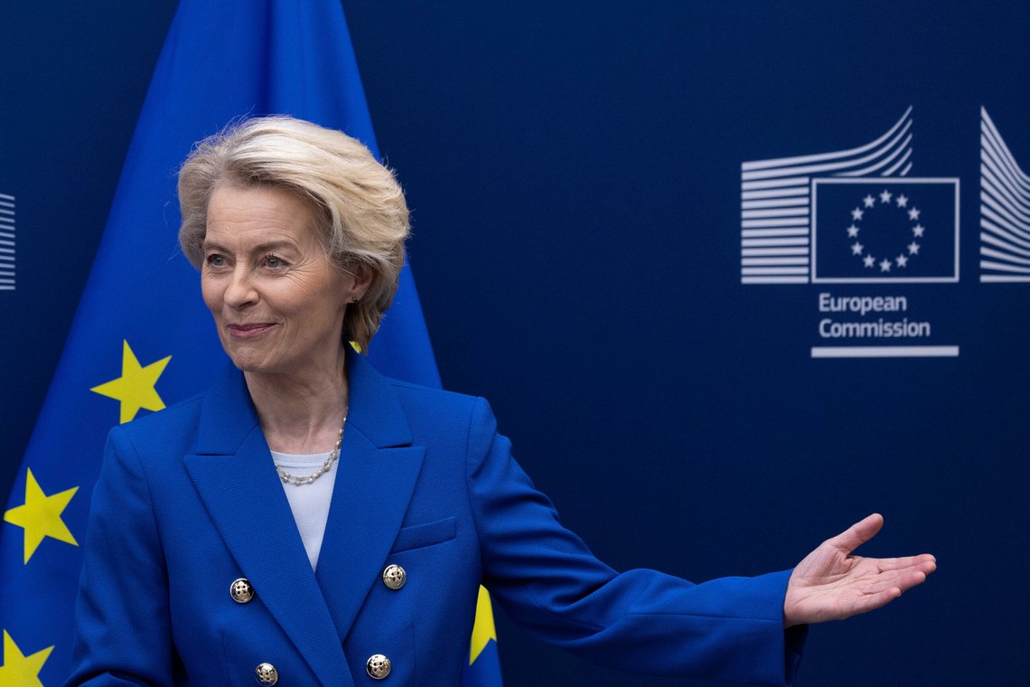 EU-kommisjonens president Ursula von der Leyen før et møte med Islands statsminister Kristrun Frostadottir i EUs hovedkvarter i Brussel, 9. april 2025. Foto: Omar Havana, AP-NTB. EU-kommisjonens president Ursula von der Leyen før et møte med Islands statsminister Kristrun Frostadottir i EUs hovedkvarter i Brussel, 9. april 2025. Foto: Omar Havana, AP-NTB.