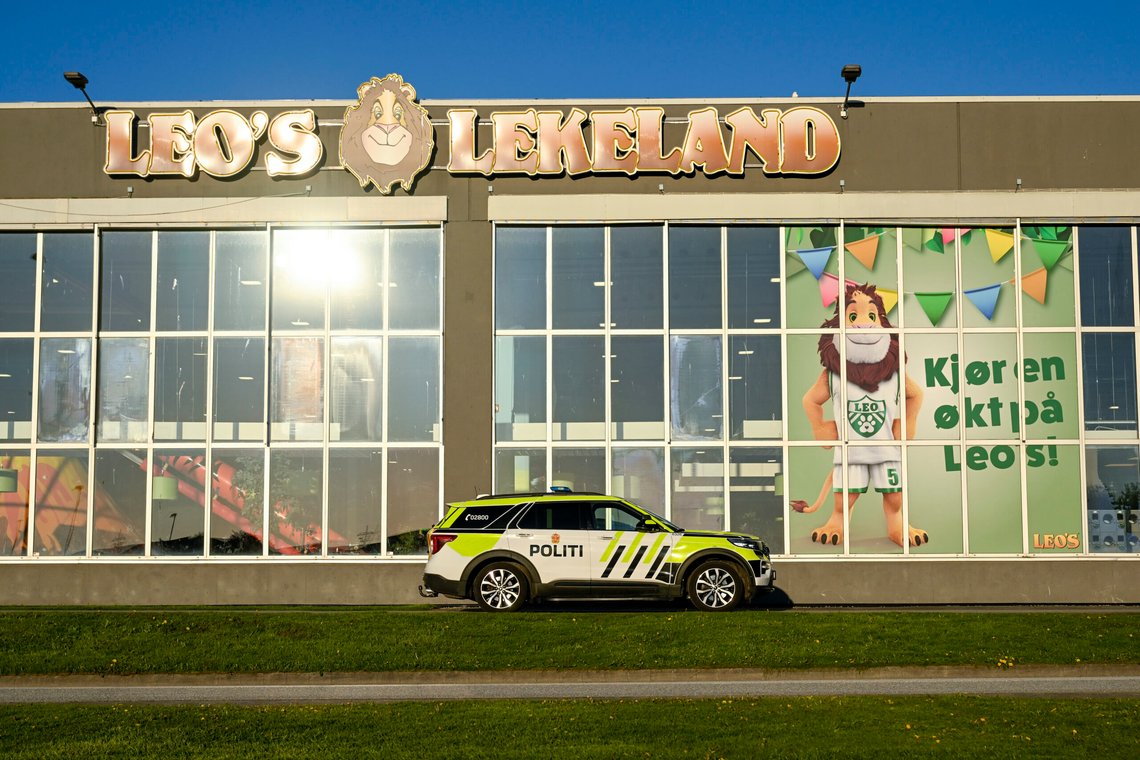 Et titalls personer har deltatt i en slåsskamp på Leo´s Lekeland i Stavanger søndag kveld. Foto: Carina Johansen / NTB Et titalls personer har deltatt i en slåsskamp på Leo´s Lekeland i Stavanger søndag kveld. Foto: Carina Johansen / NTB