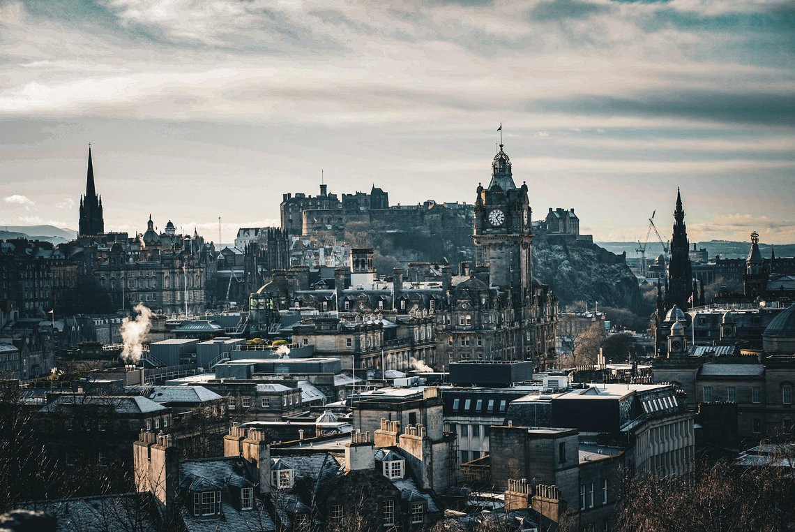 Skottland ser ut til å bli påvirket av sosiale medier som holder til Iran. Bildet viser hovedstaden Edinburgh. Foto: Pixabay Skottland ser ut til å bli påvirket av sosiale medier som holder til Iran. Bildet viser hovedstaden Edinburgh. Foto: Pixabay