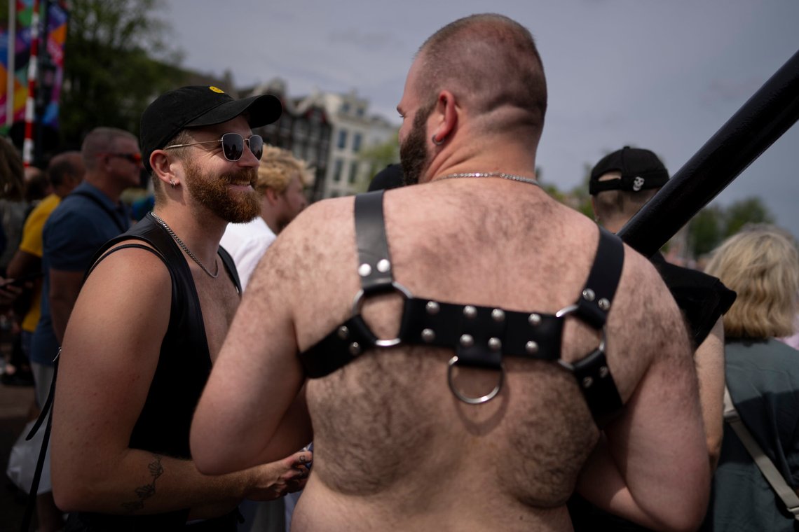 Fra en pride-parade i Nederland. Foto: AP/Peter Dejong/NTB Fra en pride-parade i Nederland. Foto: AP/Peter Dejong/NTB