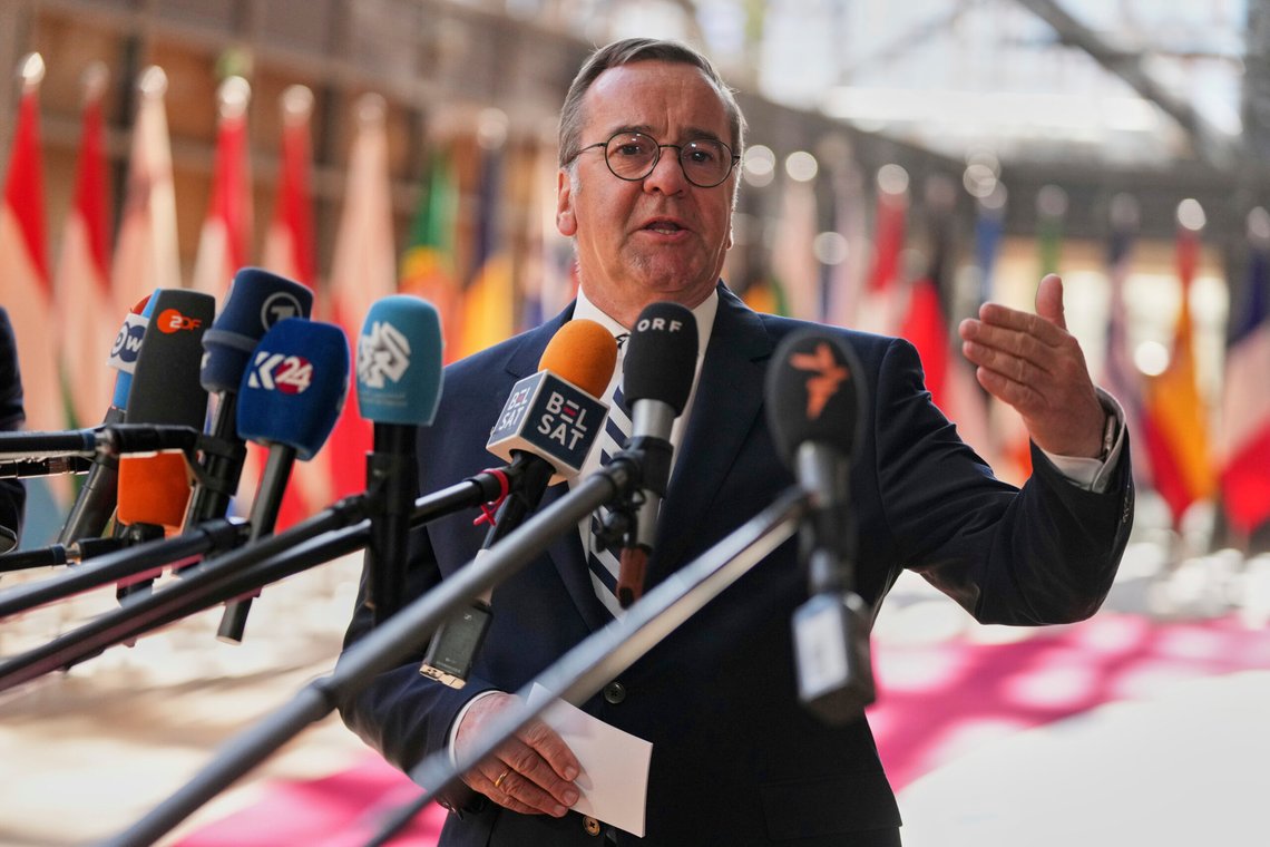 Støre maser om folkeretten, mens Tysklands forsvarsminister Boris Pistorius mener USAs angrep mot atomanleggene i Iran er gode nyheter, både for Midtøsten og for Europa. Foto: Virginia Mayo / AP / NTB Støre maser om folkeretten, mens Tysklands forsvarsminister Boris Pistorius mener USAs angrep mot atomanleggene i Iran er gode nyheter, både for Midtøsten og for Europa. Foto: Virginia Mayo / AP / NTB
