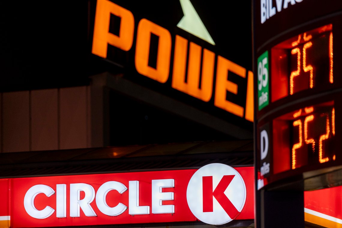 Oslo 20231024.
Circle K sin logo på stasjonen på Skøyen i Oslo.
Foto: Frederik Ringnes / NTB Oslo 20231024.
Circle K sin logo på stasjonen på Skøyen i Oslo.
Foto: Frederik Ringnes / NTB