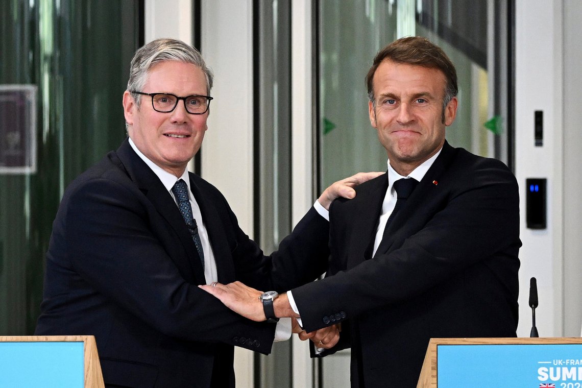 Keir Starmer og Emmanuel Macron under tirsdagens pressekonferanse i London. Kan dette radarparet redde sine egne nasjoner og kanskje hele Europa? Ikke mange tror på dette. Foto: Leon Neal/Pool Photo via AP/ NTB Keir Starmer og Emmanuel Macron under tirsdagens pressekonferanse i London. Kan dette radarparet redde sine egne nasjoner og kanskje hele Europa? Ikke mange tror på dette. Foto: Leon Neal/Pool Photo via AP/ NTB