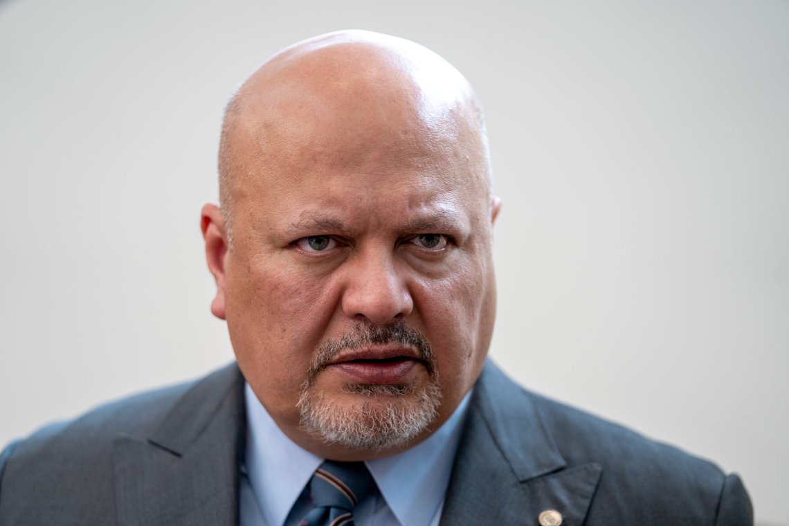 Karim Khan, aktor ved Den internasjonale straffedomstolen, har angrepet både Israel og USAs president Donald Trump. Nå har han oppdaget Taliban. Foto: AP /Peter Dejong/ NTB Karim Khan, aktor ved Den internasjonale straffedomstolen, har angrepet både Israel og USAs president Donald Trump. Nå har han oppdaget Taliban. Foto: AP /Peter Dejong/ NTB