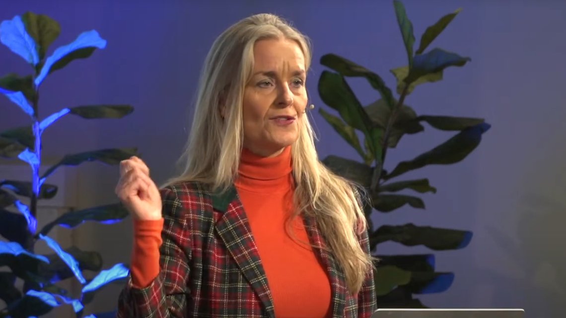 REAKSJONER: Redaktør Hilde Sandviks sammenligning av kristne og ekstreme islamister, får nettet til å koke. Foto: YouTube REAKSJONER: Redaktør Hilde Sandviks sammenligning av kristne og ekstreme islamister, får nettet til å koke. Foto: YouTube