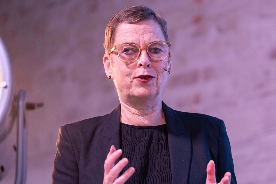 Oslo 20250129.
Direktør i Medietilsynet, Mari Velsand presenterer rapporten «Redaktørstyrte mediers økonomiske forutsetninger – i dag og fremover» på Pressens hus i Oslo onsdag.
Foto: Håkon Mosvold Larsen / NTB Oslo 20250129.
Direktør i Medietilsynet, Mari Velsand presenterer rapporten «Redaktørstyrte mediers økonomiske forutsetninger – i dag og fremover» på Pressens hus i Oslo onsdag.
Foto: Håkon Mosvold Larsen / NTB