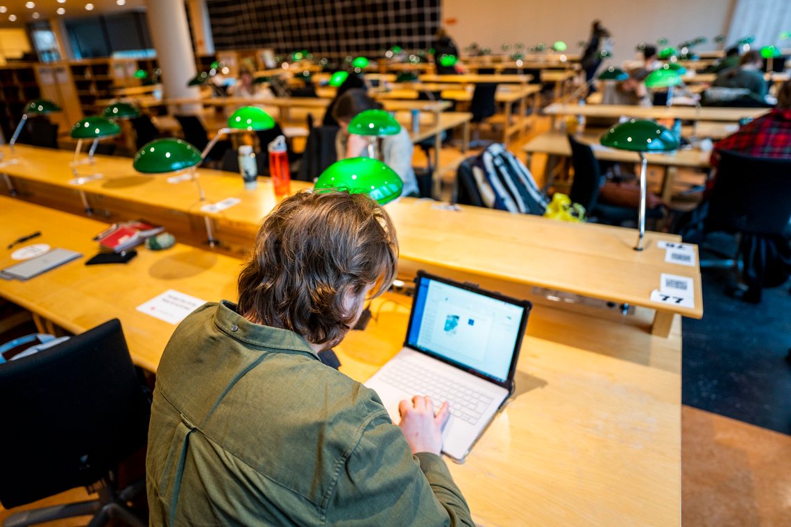 Studenters økonomi er dårligere enn den var for 20 år siden, viser en rapport fra Samfunnsøkonomisk analyse. Foto: Håkon Mosvold Larsen / NTB Studenters økonomi er dårligere enn den var for 20 år siden, viser en rapport fra Samfunnsøkonomisk analyse. Foto: Håkon Mosvold Larsen / NTB