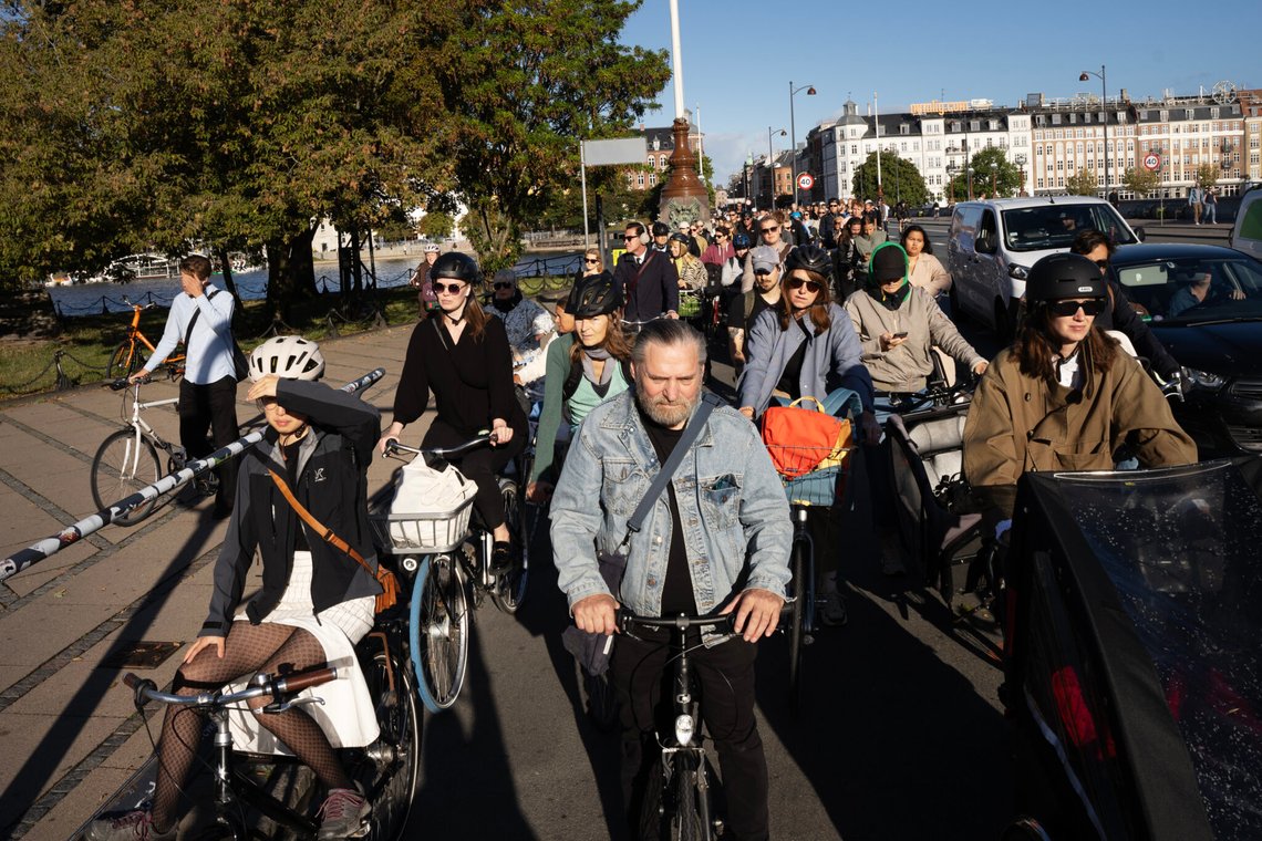 Syklister på en sykkelvei i København den 10. september 2024. Foto: Asger Korsgaard Jensen / Ritzau Scanpix / NTB. Syklister på en sykkelvei i København den 10. september 2024. Foto: Asger Korsgaard Jensen / Ritzau Scanpix / NTB.