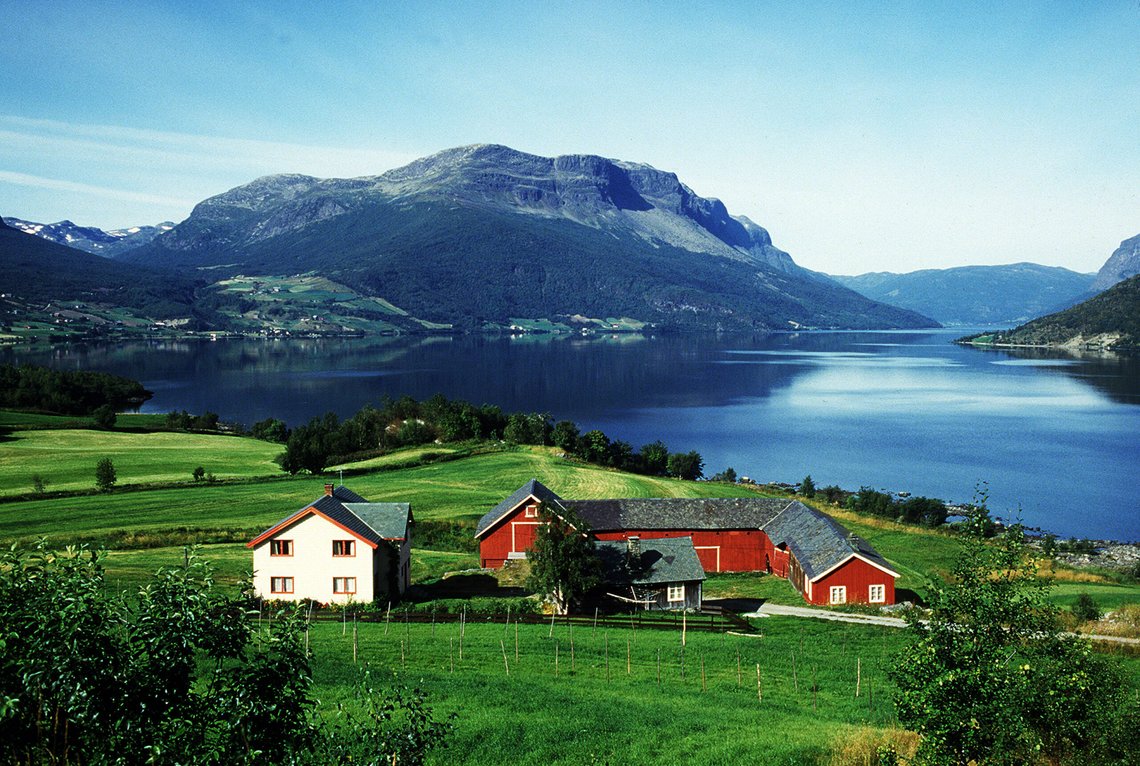1984: Bondegård i Vang i Valdres.
NTB arkivfoto: Erik Thorberg / SCANPIX 1984: Bondegård i Vang i Valdres.
NTB arkivfoto: Erik Thorberg / SCANPIX