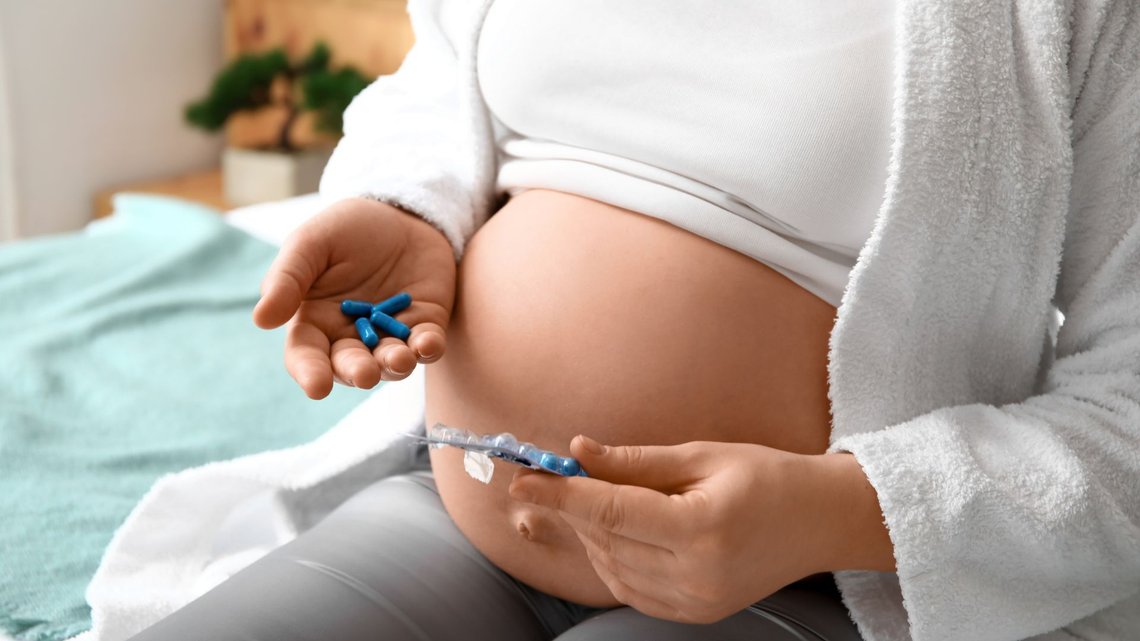 SLIPPER SYKEHUS: Gravide kvinner som ønsker abort slipper nå å dra til sykehus. Foto: Canva. SLIPPER SYKEHUS: Gravide kvinner som ønsker abort slipper nå å dra til sykehus. Foto: Canva.