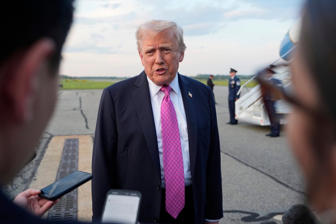 President Donald Trump sier han er villig til å innføre sanksjoner mot Russland. Foto: Alex Brandon / AP / NTB President Donald Trump sier han er villig til å innføre sanksjoner mot Russland. Foto: Alex Brandon / AP / NTB