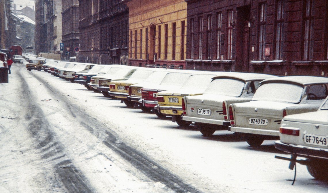 Fra Rózsa Ferenc utca i Budapest i 1985. Foto: Sando Somkuti / Wikimedia Commons (cc by-sa 2.0). Fra Rózsa Ferenc utca i Budapest i 1985. Foto: Sando Somkuti / Wikimedia Commons (cc by-sa 2.0).