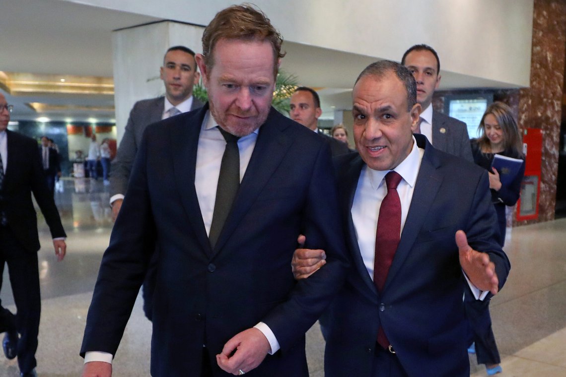 Dutch foreign Minister David van Weel is accompanied by his Egyptian counterpart Badr Abdelatty, before their talks in Cairo, Egypt, Tuesday, Oct. 7, 2025. (AP Photo/Khaled Elfiqi) Dutch foreign Minister David van Weel is accompanied by his Egyptian counterpart Badr Abdelatty, before their talks in Cairo, Egypt, Tuesday, Oct. 7, 2025. (AP Photo/Khaled Elfiqi)