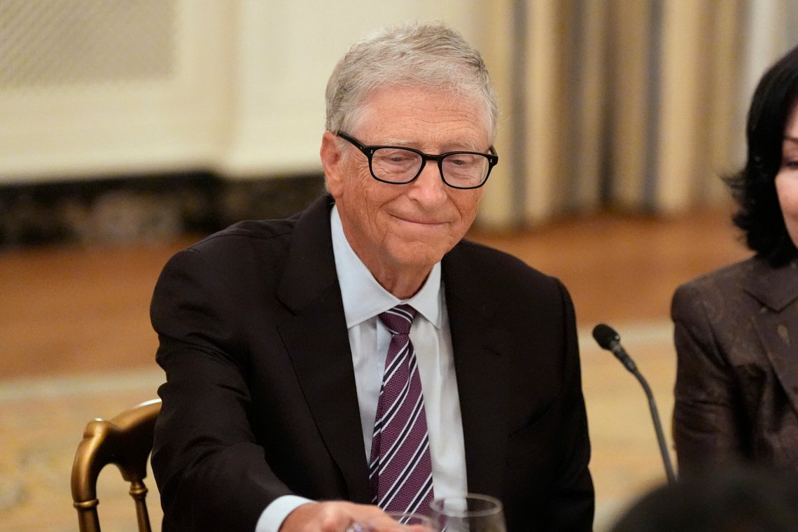 Microsoft's Bill Gates attends a dinner with President Donald Trump in the State Dining Room of the White House, Thursday, Sept. 4, 2025, in Washington. (AP Photo/Alex Brandon) Microsoft's Bill Gates attends a dinner with President Donald Trump in the State Dining Room of the White House, Thursday, Sept. 4, 2025, in Washington. (AP Photo/Alex Brandon)