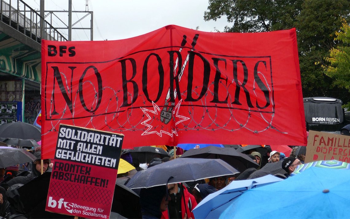 Demonstrasjon i Bern 2024 til støtte for migranter. Foto: MHM55 CC BY-SA 4.0 Demonstrasjon i Bern 2024 til støtte for migranter. Foto: MHM55 CC BY-SA 4.0