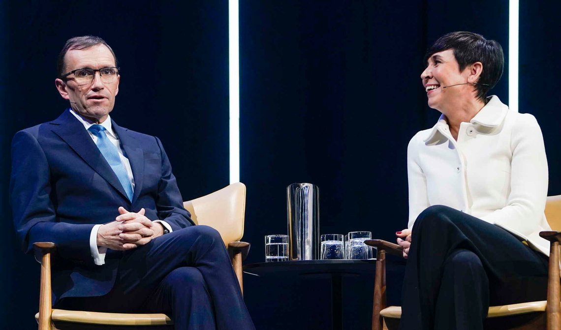 Utenriksminister Espen Barth Eide (Ap) og Ine Marie Eriksen Søreide (H) under Næringslivets Hovedorganisasjons (NHO) årskonferanse i Oslo Spektrum den 9. januar 2024. Foto: Terje Pedersen / NTB. Utenriksminister Espen Barth Eide (Ap) og Ine Marie Eriksen Søreide (H) under Næringslivets Hovedorganisasjons (NHO) årskonferanse i Oslo Spektrum den 9. januar 2024. Foto: Terje Pedersen / NTB.