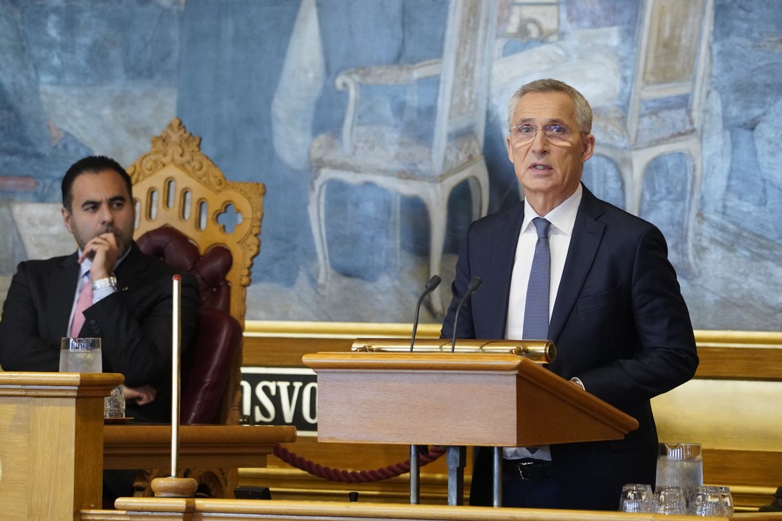 Flere organisasjoner ber kontrollkomiteen undersøke Jens Stoltenbergs oljefondshåndtering. Foto: Ole Berg-Rusten / NTB Flere organisasjoner ber kontrollkomiteen undersøke Jens Stoltenbergs oljefondshåndtering. Foto: Ole Berg-Rusten / NTB