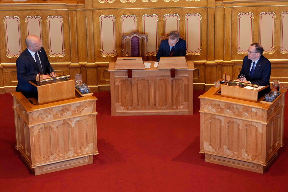 Senterpartileder Trygve Slagsvold Vedum og utenriksminister Espen Barth Eide er ikke enige om EU. Foto: Rodrigo Freitas / NTB Senterpartileder Trygve Slagsvold Vedum og utenriksminister Espen Barth Eide er ikke enige om EU. Foto: Rodrigo Freitas / NTB