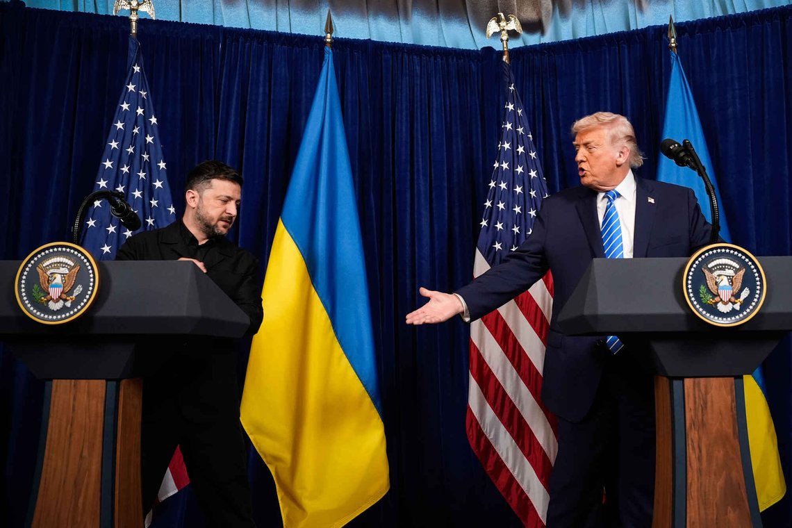 Ukraine's President Volodymyr Zelenskyy listens as President Donald Trump speaks at a joint news conference following a meeting at Trump's Mar-a-Lago club, Sunday, Dec. 28, 2025, in Palm Beach, Fla. (AP Photo/Alex Brandon) Ukraine's President Volodymyr Zelenskyy listens as President Donald Trump speaks at a joint news conference following a meeting at Trump's Mar-a-Lago club, Sunday, Dec. 28, 2025, in Palm Beach, Fla. (AP Photo/Alex Brandon)