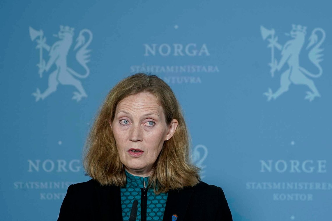 Oslo 20220610.
Direktør i Forsvarsmateriell Gro Jære under Forsvarsdepartementet, Forsvarsmateriell og Forsvaret pressemøte om helikoptere.
Foto: Terje Pedersen / NTB Oslo 20220610.
Direktør i Forsvarsmateriell Gro Jære under Forsvarsdepartementet, Forsvarsmateriell og Forsvaret pressemøte om helikoptere.
Foto: Terje Pedersen / NTB