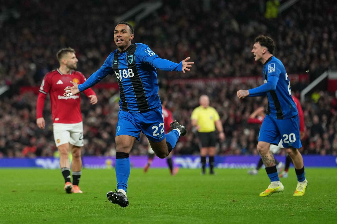 Bournemouths Eli Kroupi feirer scoring mot Manchester United. Foto: Jon Super / AP / NTB Bournemouths Eli Kroupi feirer scoring mot Manchester United. Foto: Jon Super / AP / NTB
