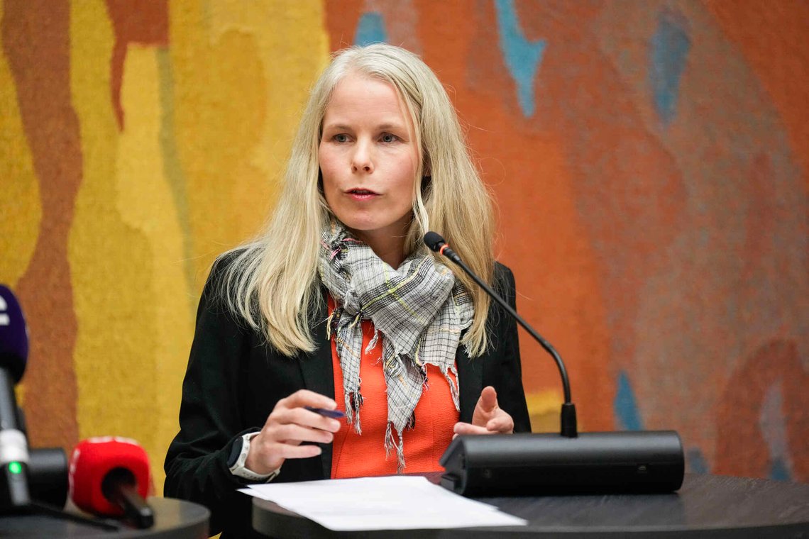 Oslo 20251203.
Partileder i SV Kirsti Bergstø under en pressekonferanse i Vandrehallen på Stortinget etter enighet om statsbudsjettet for 2026.
Foto: Heiko Junge / NTB Oslo 20251203.
Partileder i SV Kirsti Bergstø under en pressekonferanse i Vandrehallen på Stortinget etter enighet om statsbudsjettet for 2026.
Foto: Heiko Junge / NTB