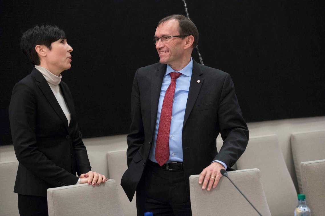 Kan frykten for belysning av forhold rundt HD forklare Espen Barth Eides og Ine Eriksen Søreides skepsis til Uavhengig gransking av UD?
Foto: Terje Bendiksby / NTB Kan frykten for belysning av forhold rundt HD forklare Espen Barth Eides og Ine Eriksen Søreides skepsis til Uavhengig gransking av UD?
Foto: Terje Bendiksby / NTB