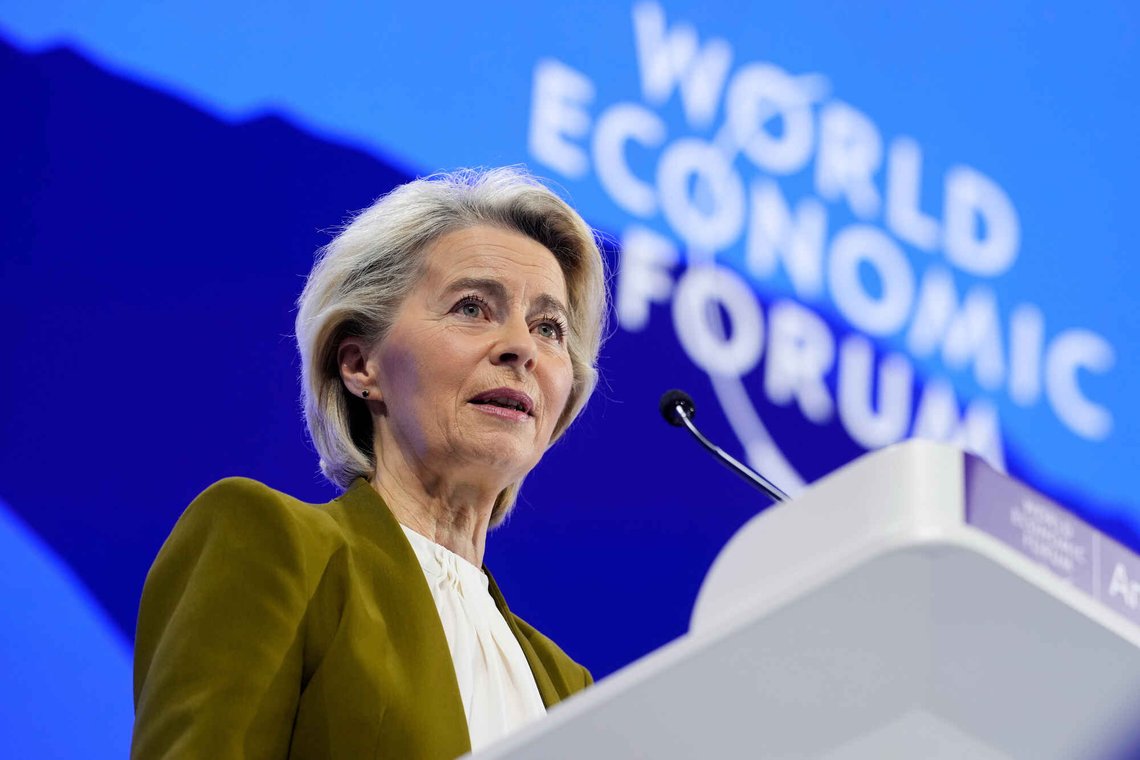 EU-kommisjonens president, Ursula von der Leyen, holdt åpningstalen under årets møte i World Economic Forum i Davos. Foto: AP /Markus Schreiber/ NTB EU-kommisjonens president, Ursula von der Leyen, holdt åpningstalen under årets møte i World Economic Forum i Davos. Foto: AP /Markus Schreiber/ NTB