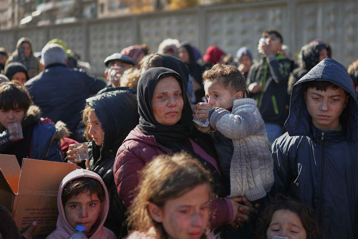 Civilians evacuate an area of the Sheikh Maqsoud neighborhood, where clashes between government forces and Kurdish fighters have been taking place in the northern city of Aleppo, Syria, Saturday, Jan. 10, 2026. (AP Photo/Ghaith Alsayed) Civilians evacuate an area of the Sheikh Maqsoud neighborhood, where clashes between government forces and Kurdish fighters have been taking place in the northern city of Aleppo, Syria, Saturday, Jan. 10, 2026. (AP Photo/Ghaith Alsayed)